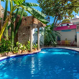  Apartahotel Hacienda Lord Twigg México